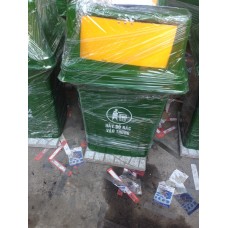 Thùng rác 90 lít - Công Ty TNHH Sản Xuất Việt Xanh